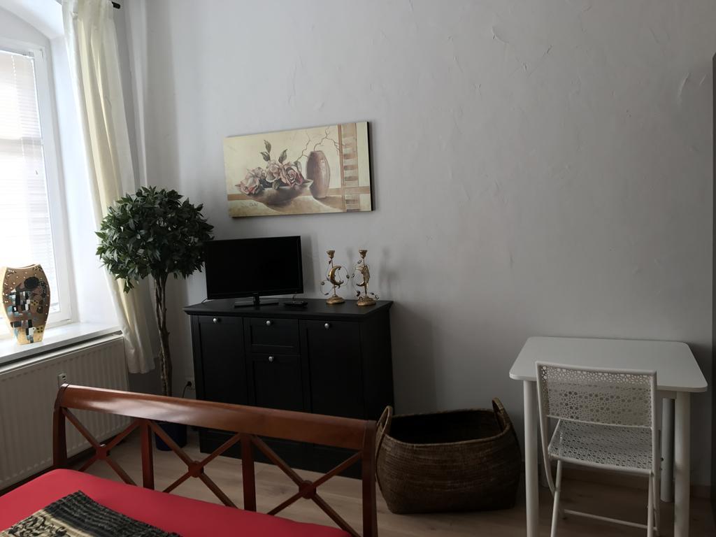 Ferienwohnung Residenz Bis 6 Gaeste , Ferienwohnung Dresden Bis 4 Gaeste, Ferienwohnung Elbflorenz Bis 2 Gaeste Екстериор снимка