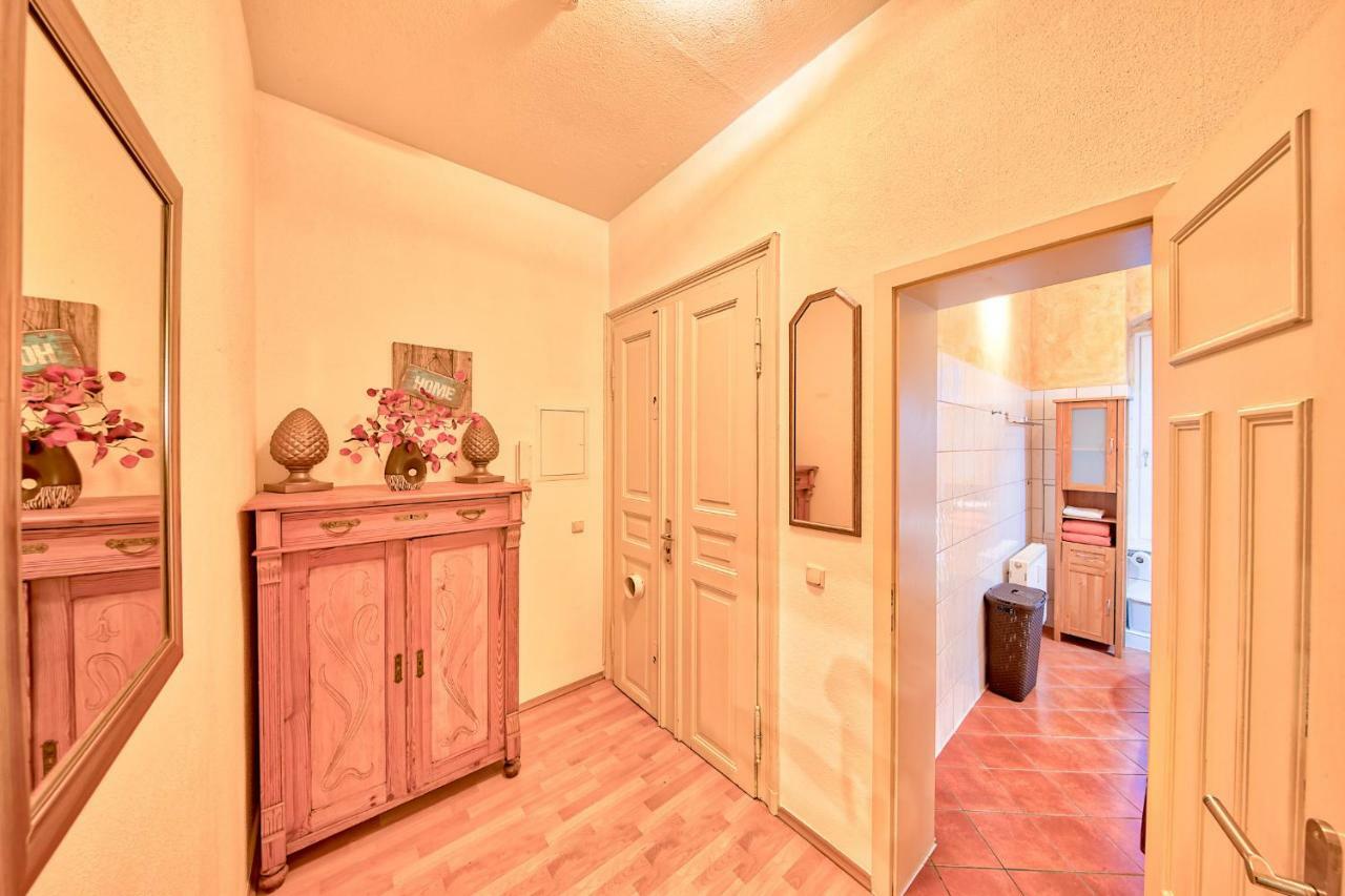 Ferienwohnung Residenz Bis 6 Gaeste , Ferienwohnung Dresden Bis 4 Gaeste, Ferienwohnung Elbflorenz Bis 2 Gaeste Екстериор снимка