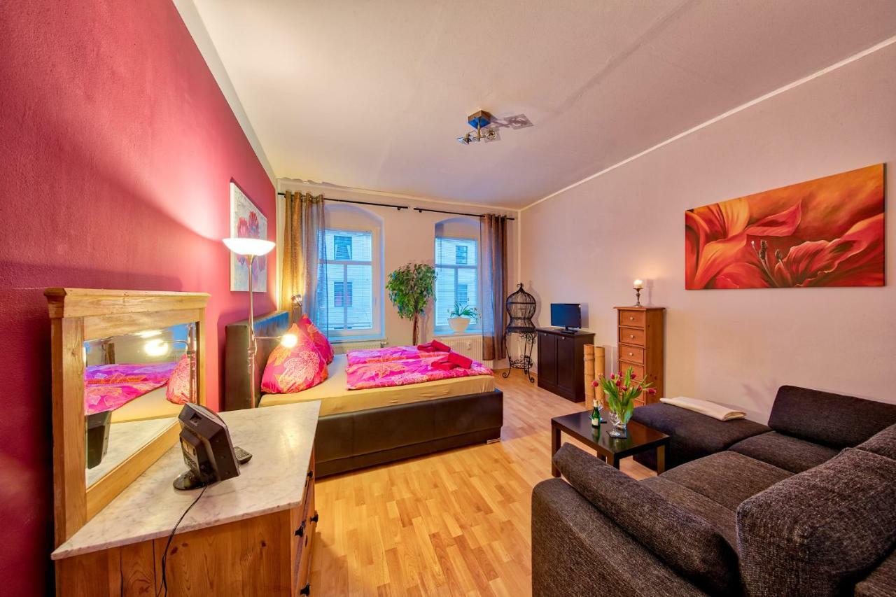 Ferienwohnung Residenz Bis 6 Gaeste , Ferienwohnung Dresden Bis 4 Gaeste, Ferienwohnung Elbflorenz Bis 2 Gaeste Екстериор снимка