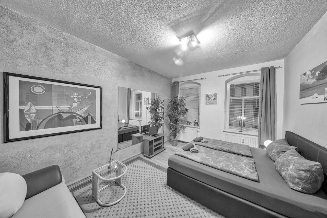 Ferienwohnung Residenz Bis 6 Gaeste , Ferienwohnung Dresden Bis 4 Gaeste, Ferienwohnung Elbflorenz Bis 2 Gaeste Екстериор снимка