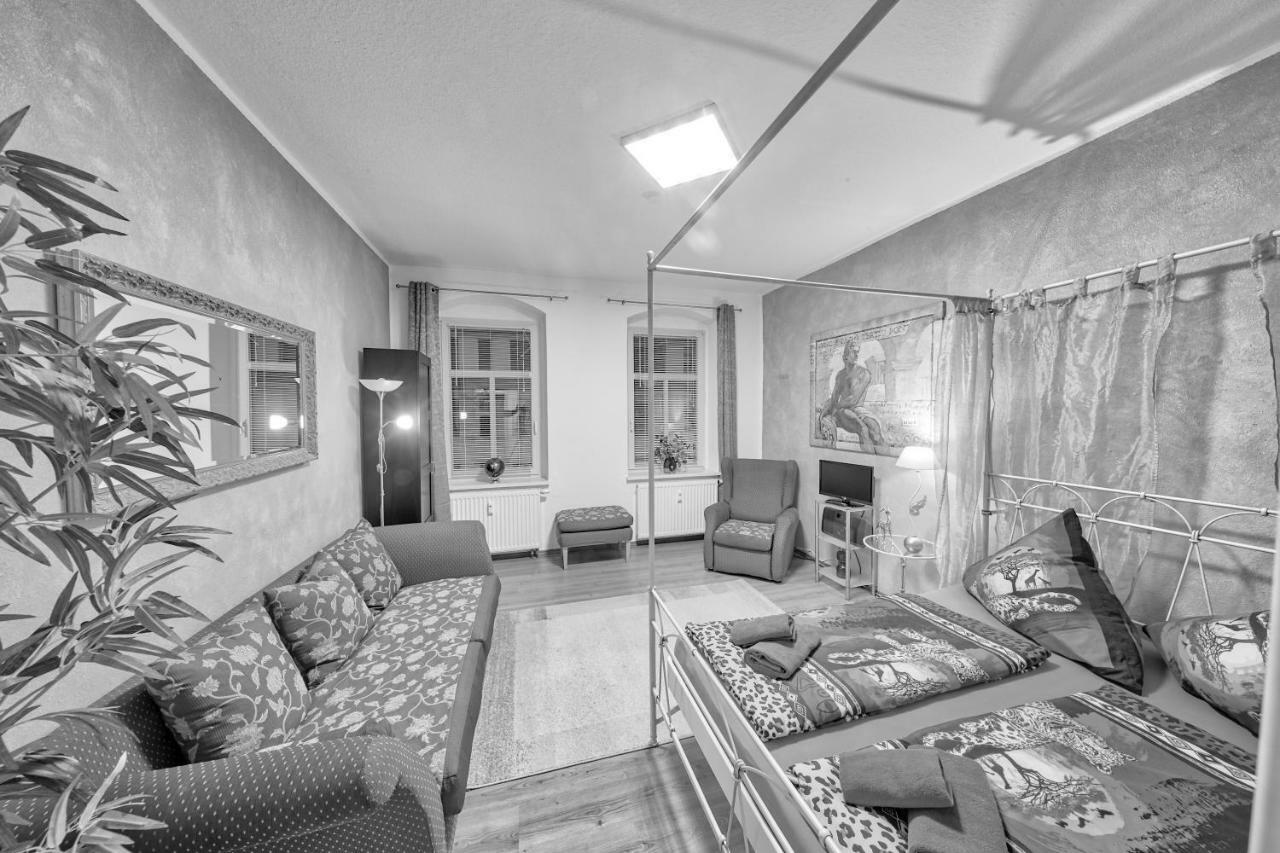 Ferienwohnung Residenz Bis 6 Gaeste , Ferienwohnung Dresden Bis 4 Gaeste, Ferienwohnung Elbflorenz Bis 2 Gaeste Екстериор снимка